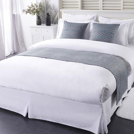 luxury Star Standard decorative hotel bed runner